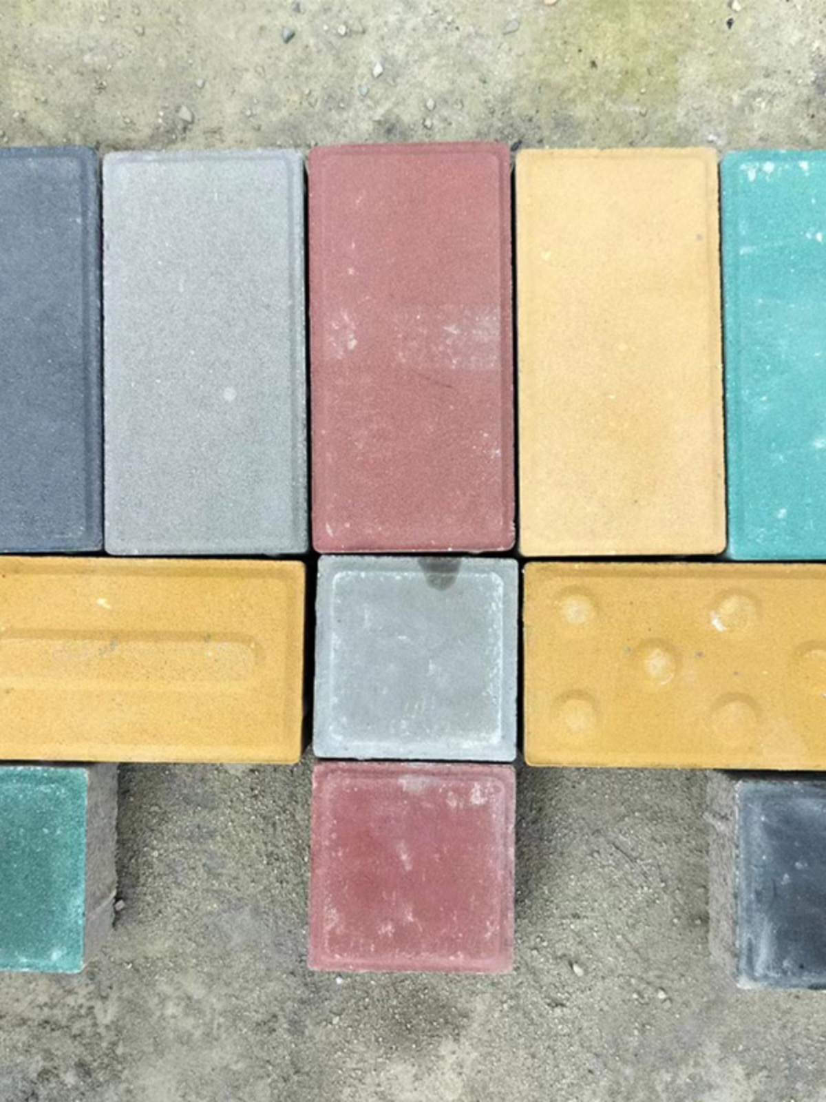 彩磚鋪就的山頭林村新畫卷